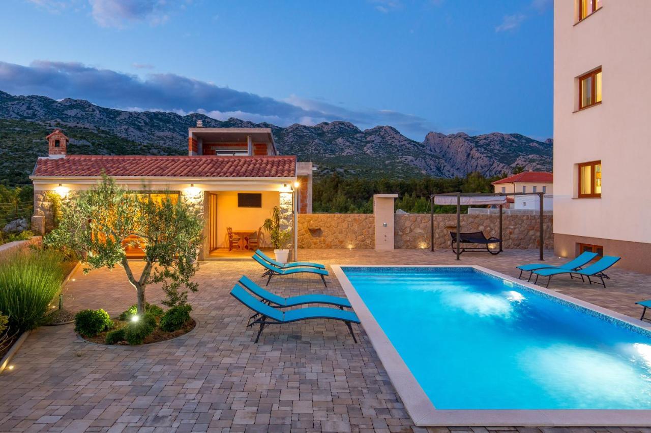 Villa Grandioza Seline Exteriér fotografie