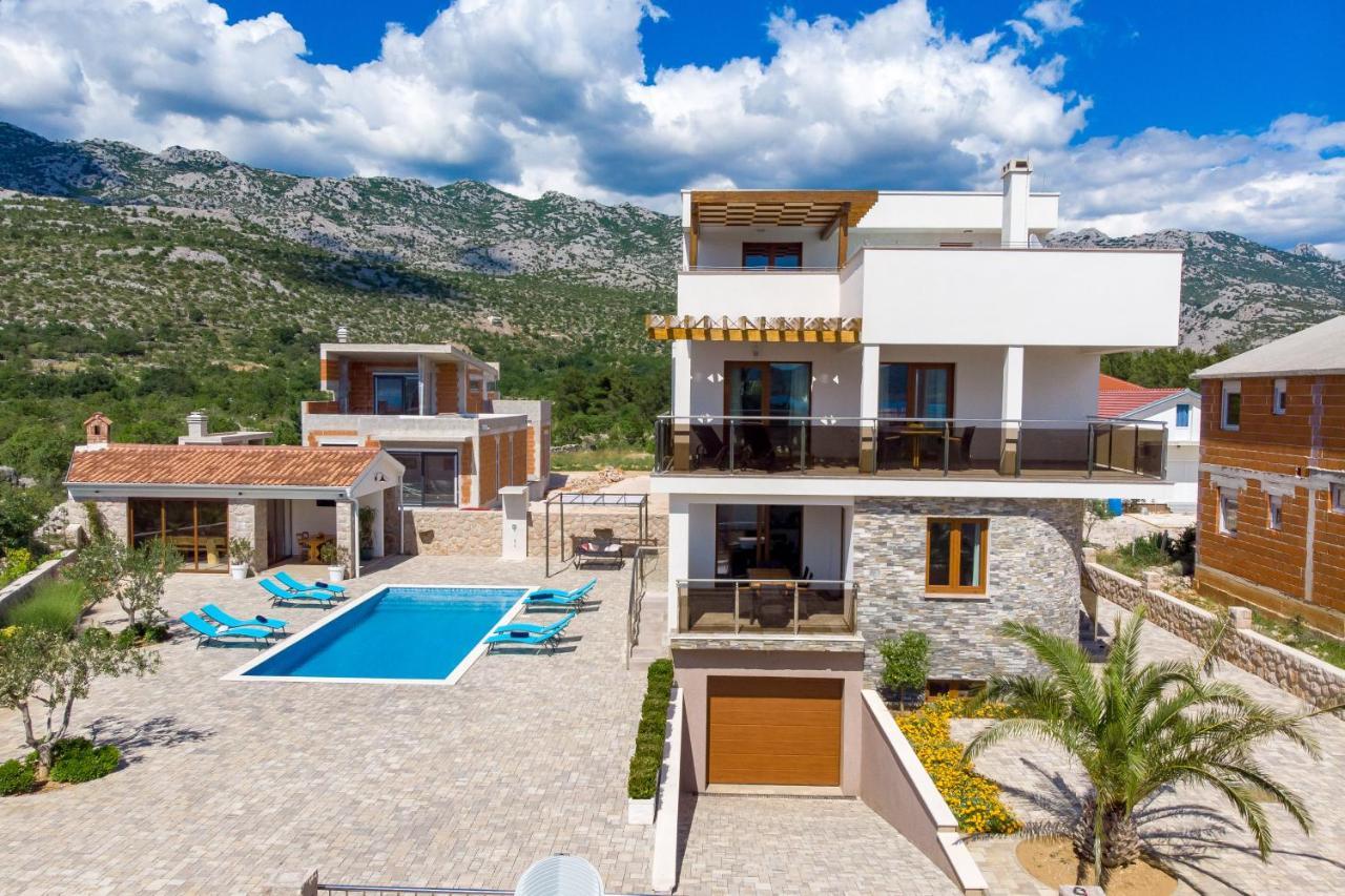 Villa Grandioza Seline Exteriér fotografie