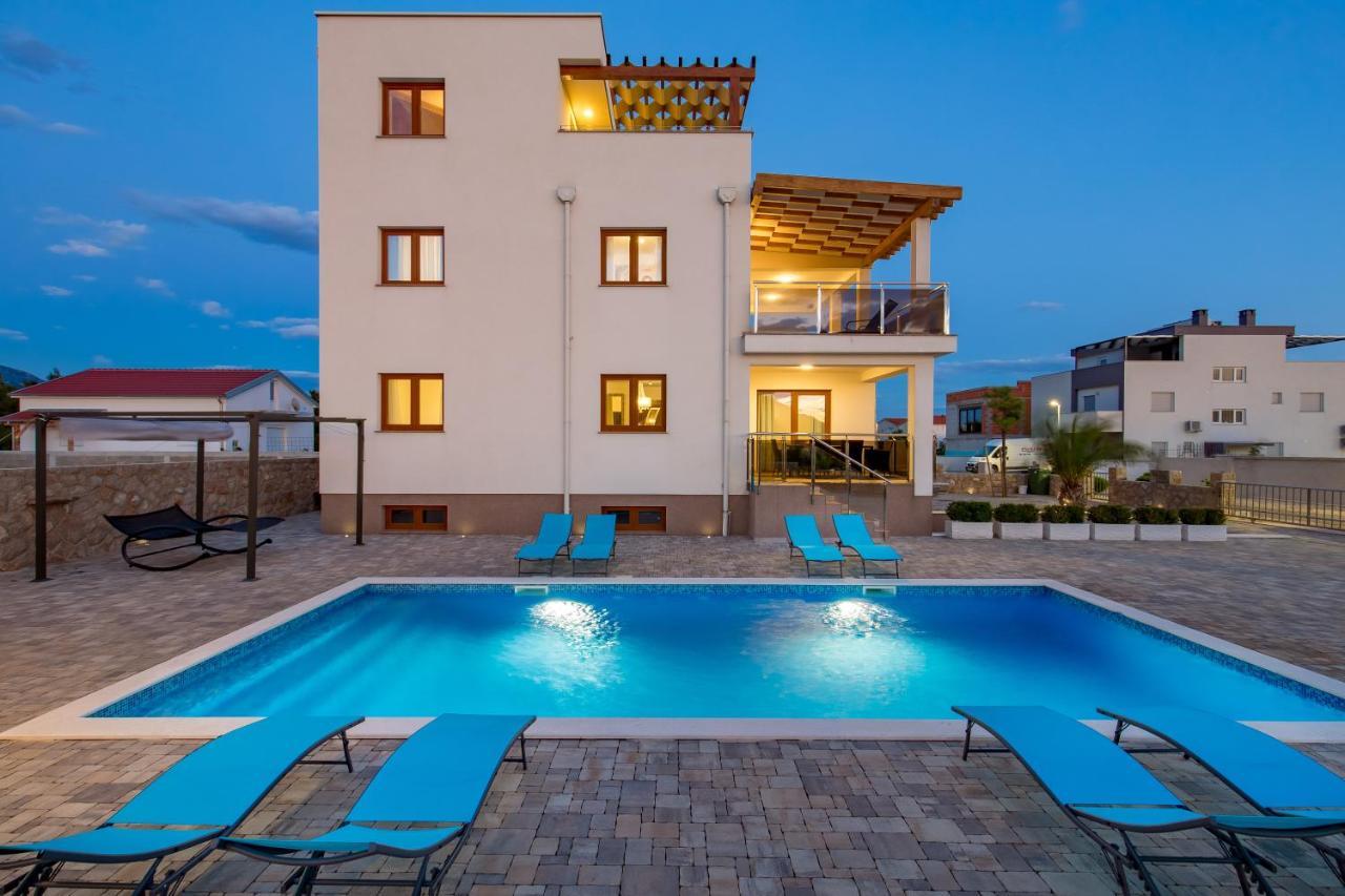 Villa Grandioza Seline Exteriér fotografie