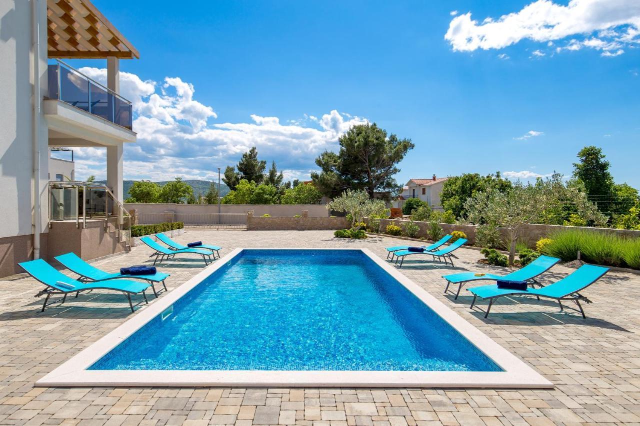 Villa Grandioza Seline Exteriér fotografie